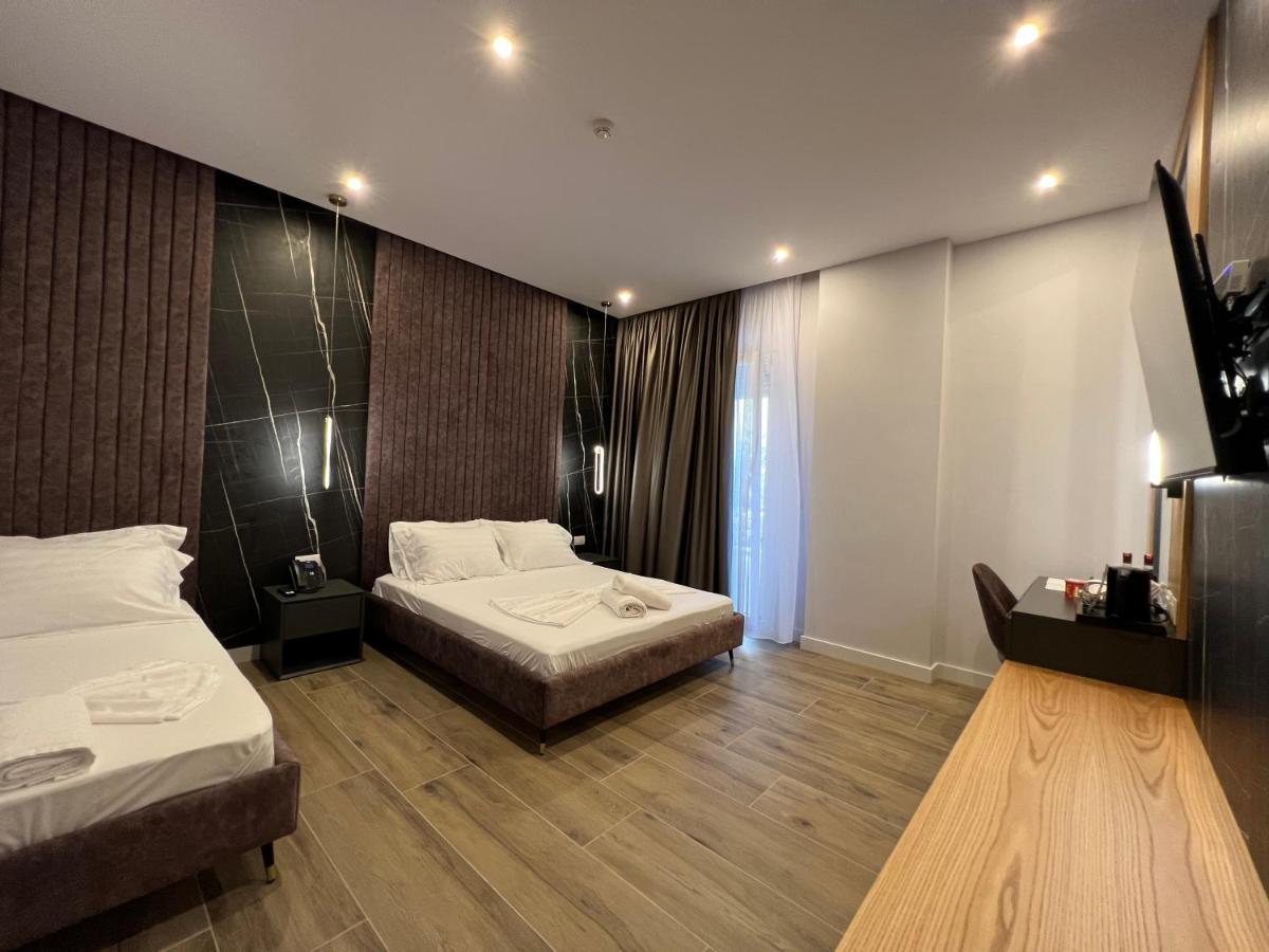 Domus Hotel & Apartments Shëngjin Extérieur photo