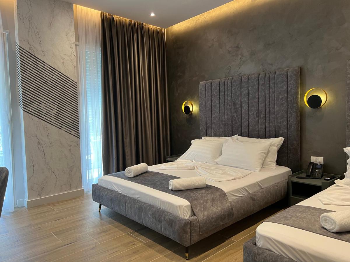 Domus Hotel & Apartments Shëngjin Extérieur photo