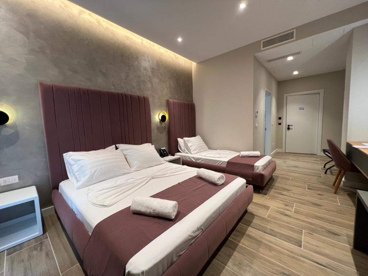 Domus Hotel & Apartments Shëngjin Extérieur photo