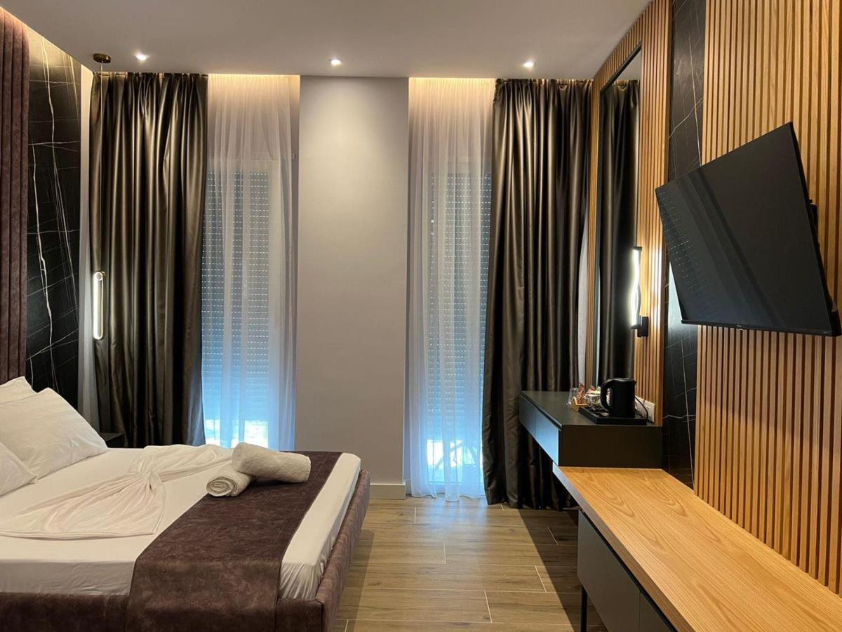 Domus Hotel & Apartments Shëngjin Extérieur photo