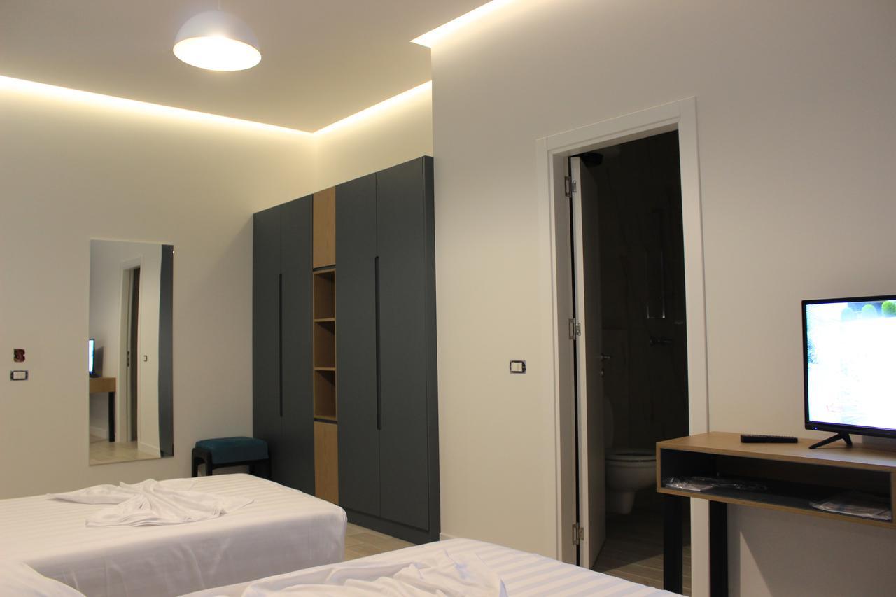 Domus Hotel & Apartments Shëngjin Extérieur photo