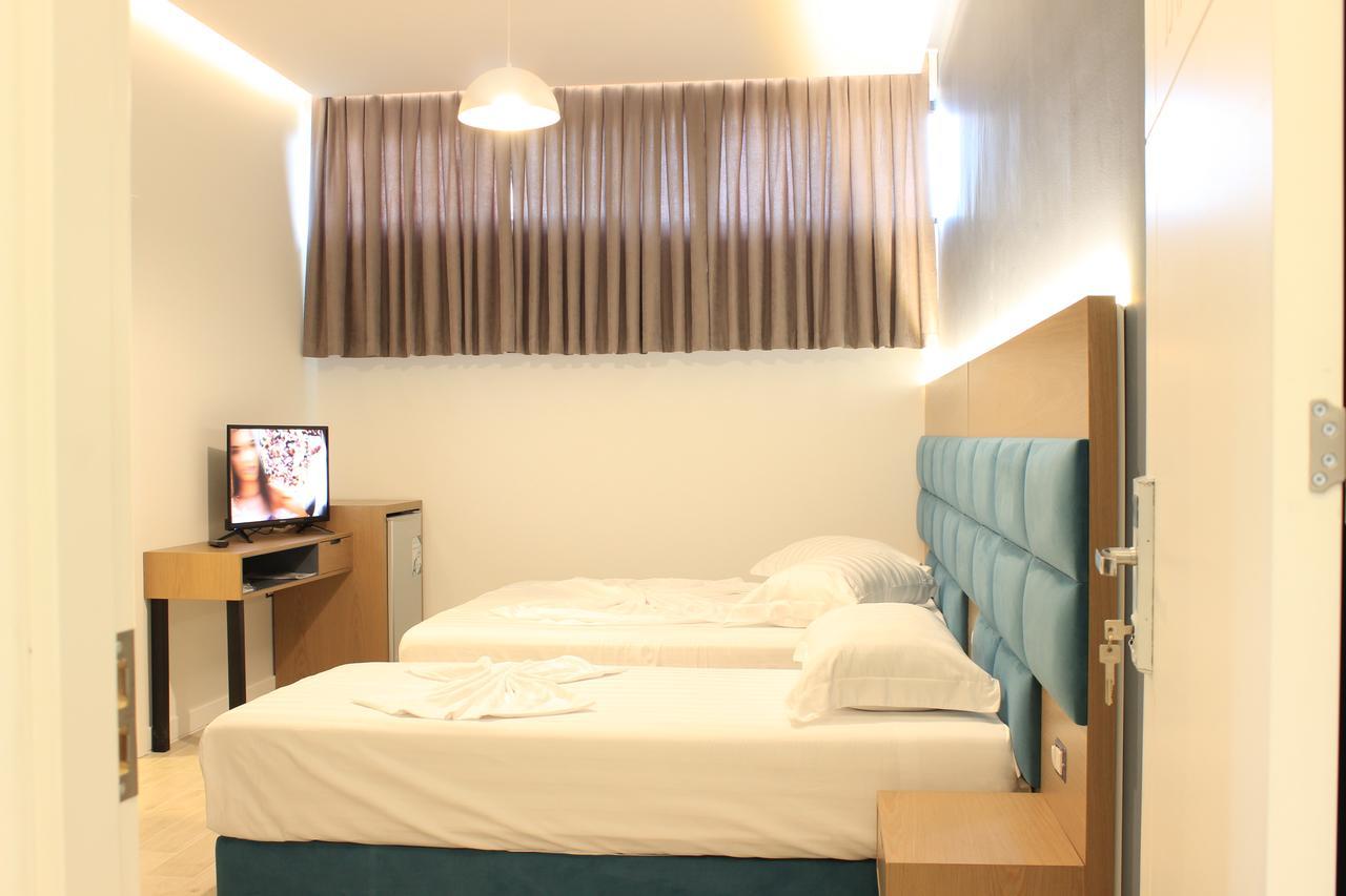 Domus Hotel & Apartments Shëngjin Extérieur photo